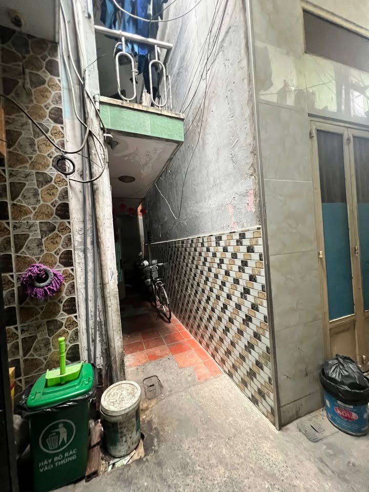 Nhà chính chủ Gò Vấp 19m² giá chỉ 2.8 tỷ - Tiện nghi đầy đủ!