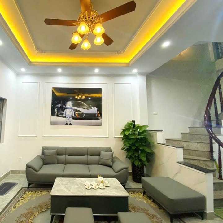 Căn hộ Quang Trung Hà Đông 35m² giá 4 tỷ - Tiện ích đầy đủ ngay gần!