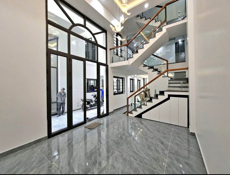 Nhà phố Hoàng Huy Commerce Hải Phòng 50m² giá chỉ 4 tỷ - Sẵn sàng vào ở ngay!