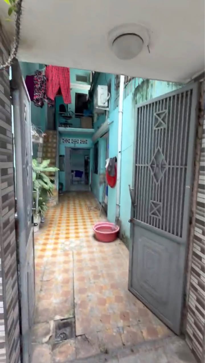 Nhà đẹp tại ngõ Nguyễn Đức Cảnh, Hải Phòng 52m² giá 3.25 tỷ - Chỉ cần xách va li vào ở ngay!