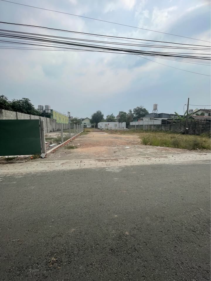 Nhà mặt tiền ĐX 87 Hiệp An 234m² giá chỉ 4.15 tỷ - Cơ hội đầu tư tuyệt vời!