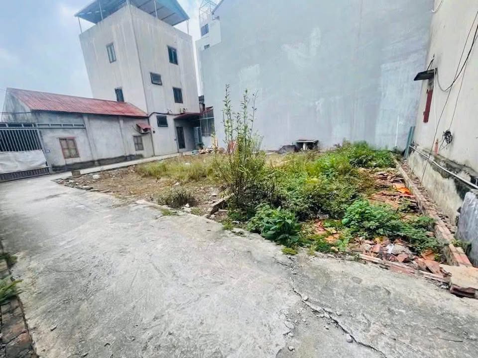 Đất nền Liên Mạc, Mê Linh 41m² giá 5 tỷ - Vị trí đẹp cách mặt phố chỉ 20m!