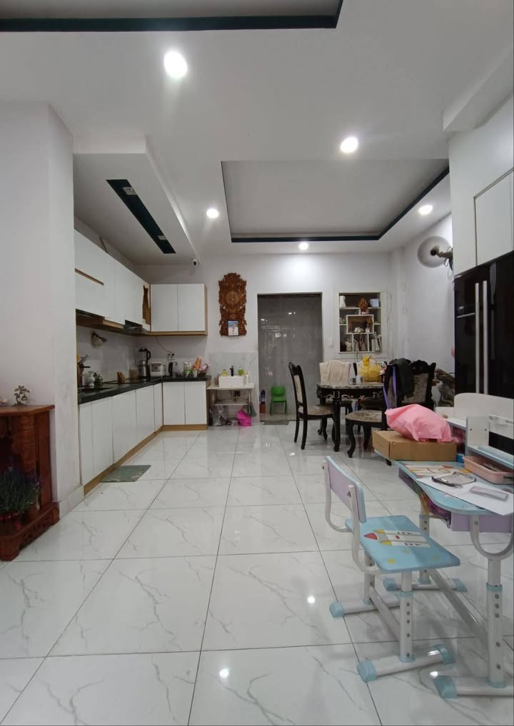 Townhouse Tân Bình 50m² giá 5 tỷ - Gần mặt tiền đường lớn