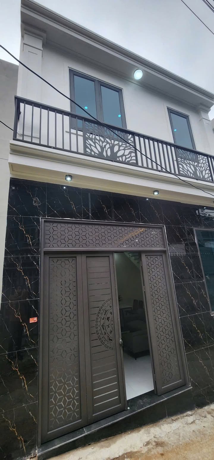 Nhà liền kề 55m² tại Ngõ 208 Văn Vỉ, Lạng Sơn - Giá chỉ 1.5 tỷ, Full nội thất!