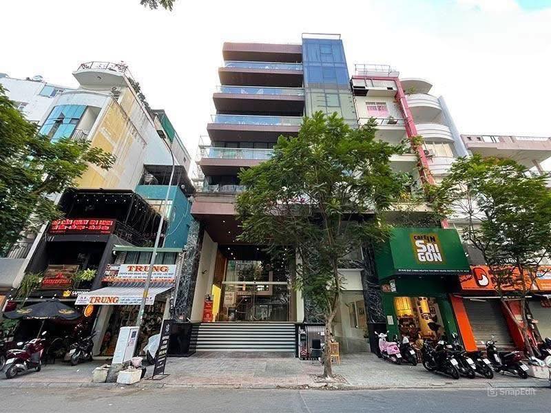 Cho thuê tòa nhà mặt tiền Phó Đức Chính, Quận 1, 432m² - Vị trí đắc địa bậc nhất!