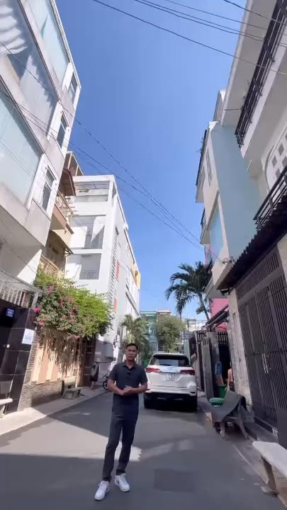 Nhà hẻm xe hơi Lưu Chí Hiếu, Tân Phú 80m² - Sẵn sàng ở ngay!