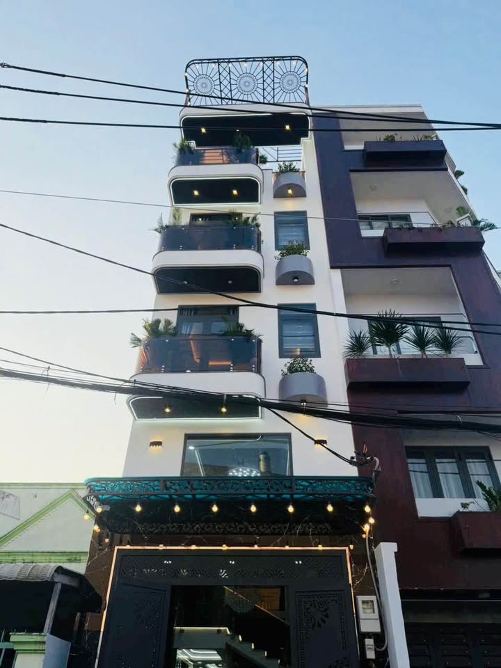 Nhà mặt tiền đường Tân Chánh Hiệp 03, Quận 12, 64m², giá 9.29 tỷ - Vị trí đẹp, sẵn sàng kinh doanh!