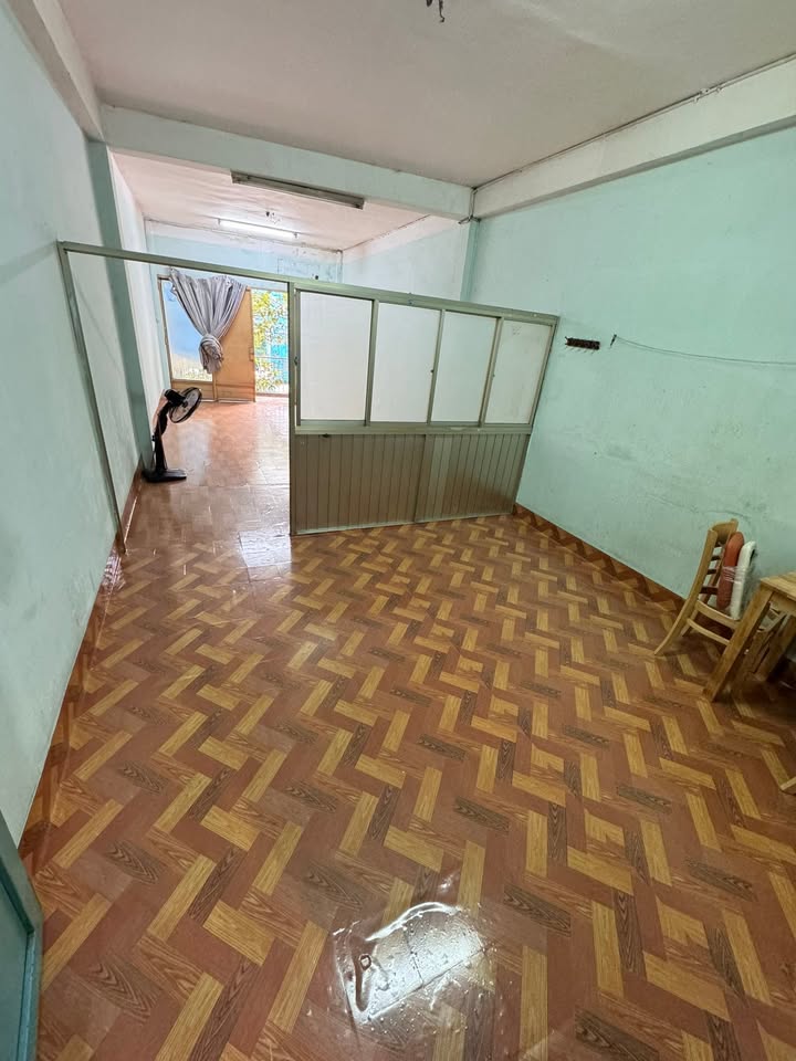 Cho thuê căn hộ cũ 66m² đường Thuận Kiều, Quận 5 - Sát Bệnh viện Chợ Rẫy
