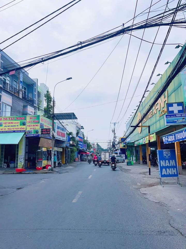 Mặt tiền kinh doanh tại Phường Tam Hiệp 92m² giá 4.8 tỷ - Vị trí đắc địa, sẵn sàng giao dịch!