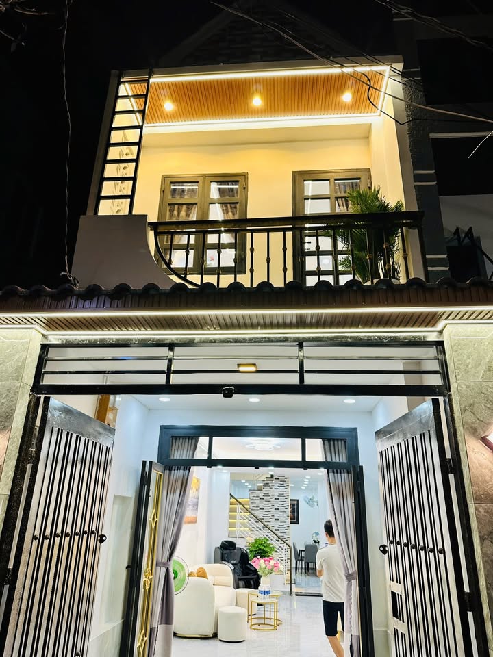 Nhà phố Quận Gò Vấp 46m² giá 4.68 tỷ - Sẵn sàng vào ở ngay!