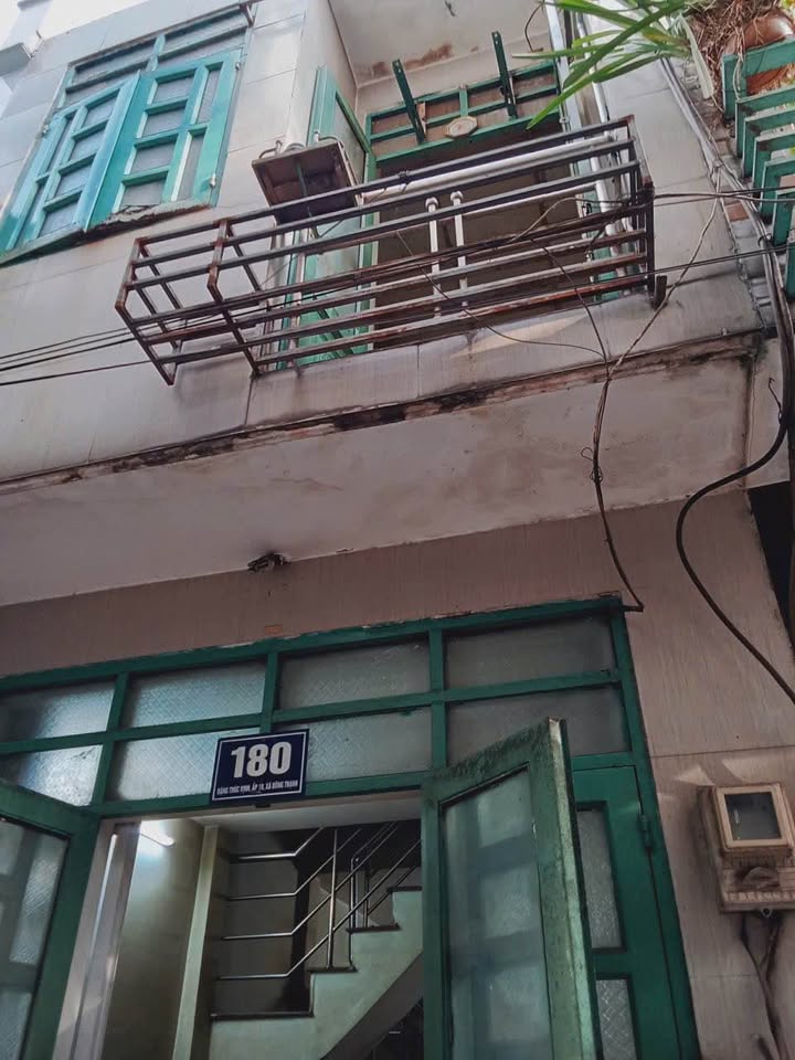 Nhà Hóc Môn 24m² giá 600 triệu - Sổ đỏ chính chủ, gần ngã ba Đồn!