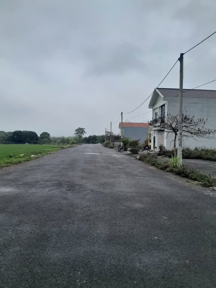 Đất nền Xã Hoàng Tây 215m² giá 682 triệu - Cơ hội đầu tư tuyệt vời!