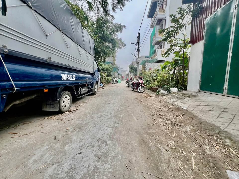 Đất Đấu Giá Phân Lô Thạch Bàn 80m² giá 13 tỷ - Tiềm năng tăng giá cao!