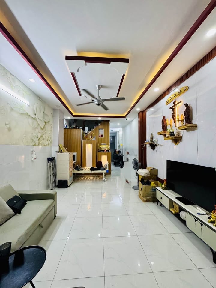 Nhà đẹp Tô Hiệu Tân Phú 68m² giá 7.2 tỷ - Khu VIP tiện ở & KD online!