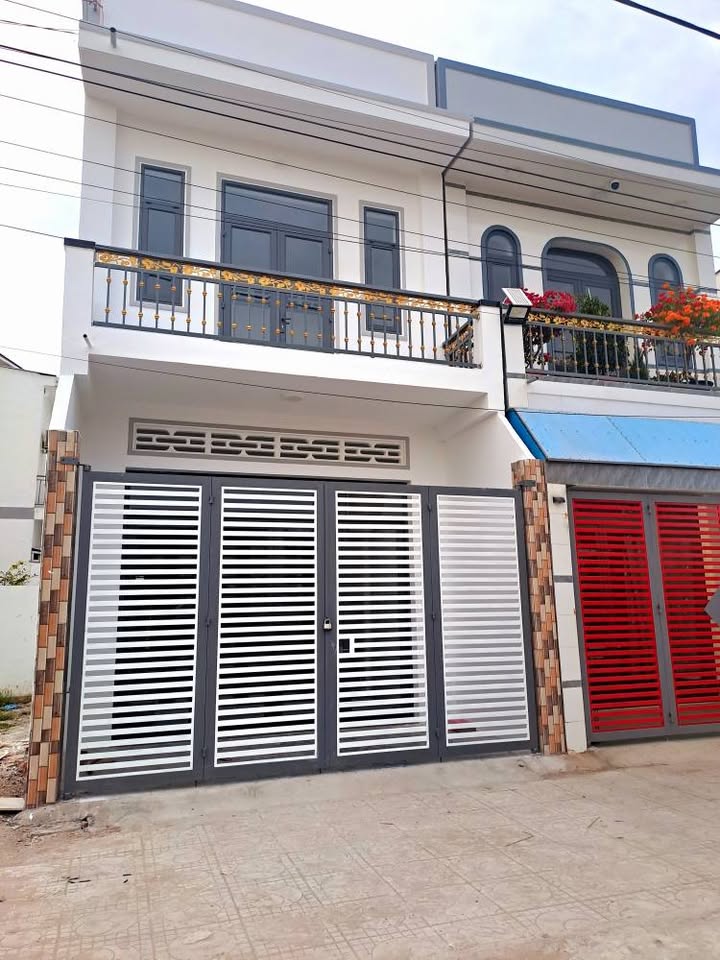 Nhà mới hoàn thiện tại Khu đô thị Minh Linh, Vĩnh Long 90m² giá 2.479 tỷ - Sẵn sàng vào ở!