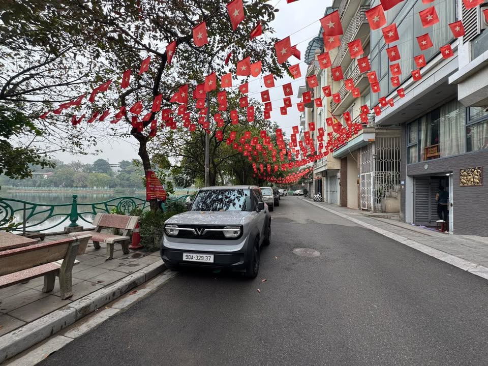 Căn hộ dịch vụ phố Vũ Miên, Quận Tây Hồ 128m² giá 99 tỷ - Đầu tư sinh lời!