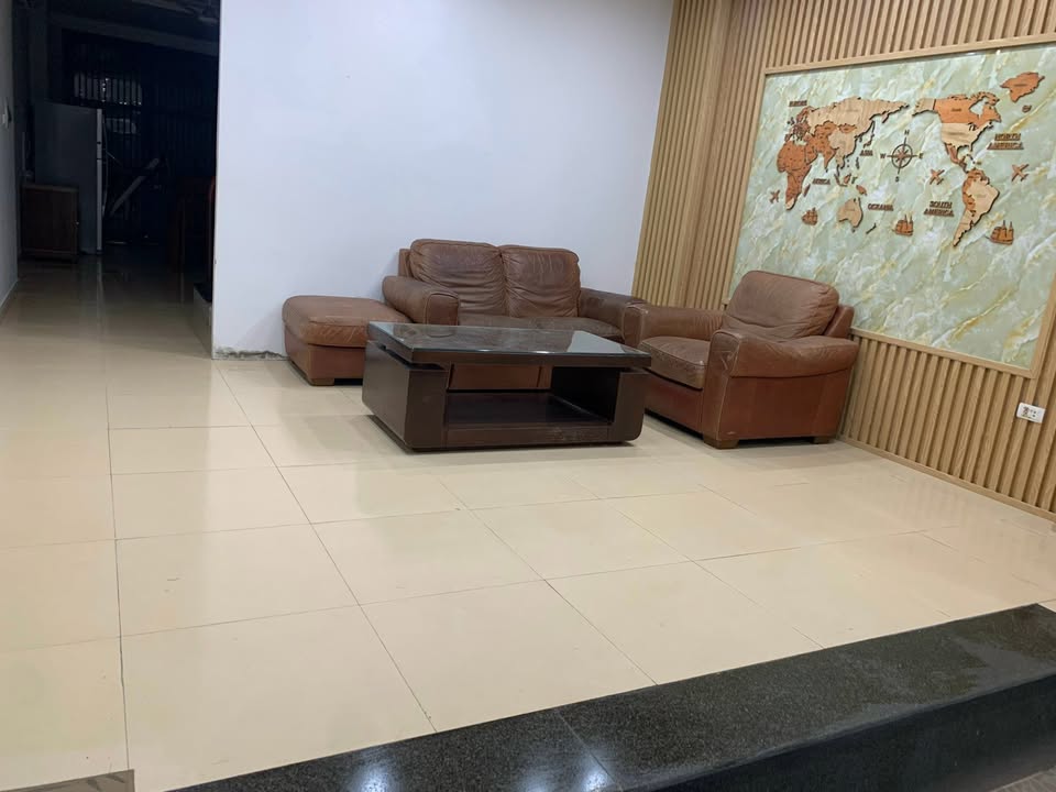 Nhà Mặt Tiền 24m Văn Phú, Hà Đông - 100m², 4 Tầng, Giá 19 Triệu/Tháng