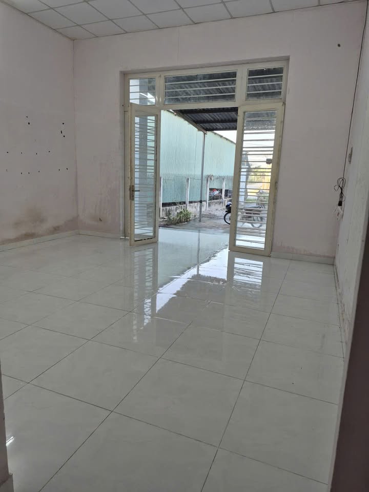 Nhà nguyên căn đường An Phú 10, 100m² giá 3 triệu - Cơ hội thuê lý tưởng!