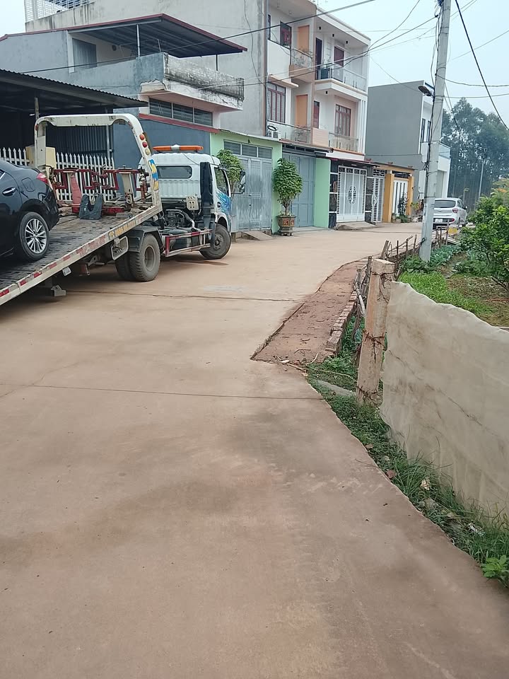 Đất thổ cư Xã Lục Sơn 90m² giá 2.2 tỷ - Vị trí đắc địa bên KĐT phía Đông!