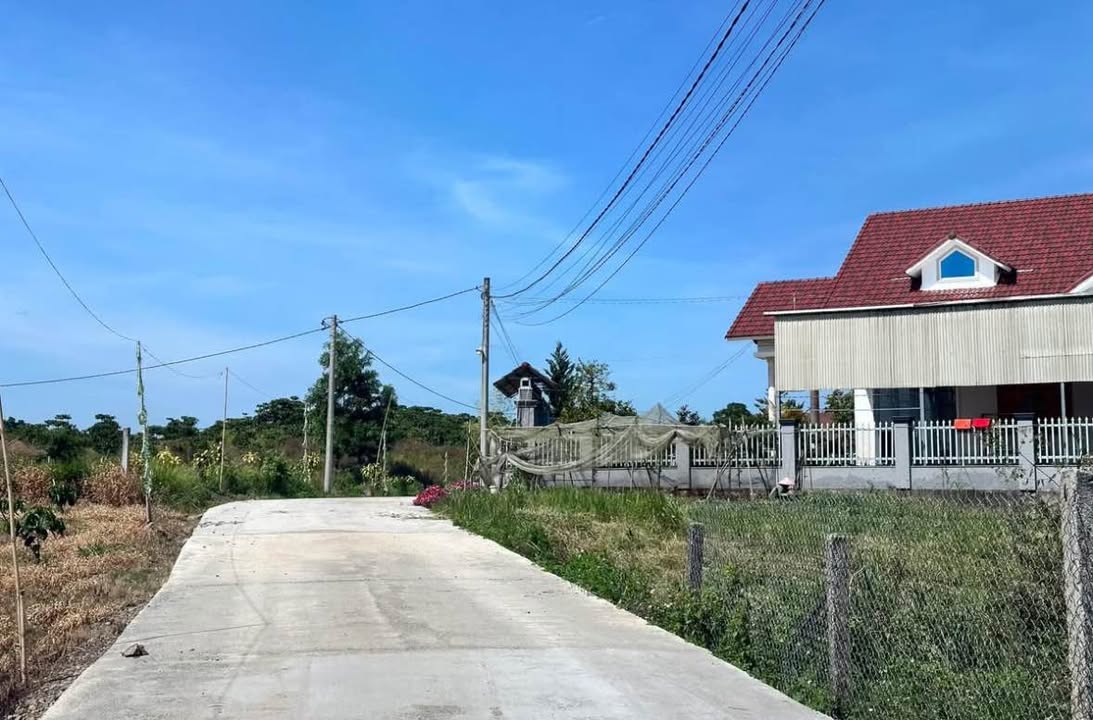 Đất nền Bảo Lộc 280m² giá 1.55 tỷ - Lô góc 2 mặt tiền cực đẹp!