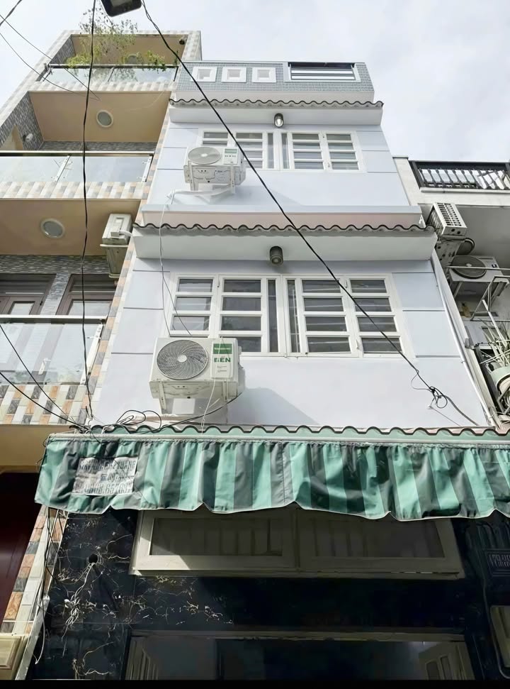 Nhà bán hẻm xe hơi đường Tân Hoà Đông, 24m², giá 3.58 tỷ - Vào ở ngay!