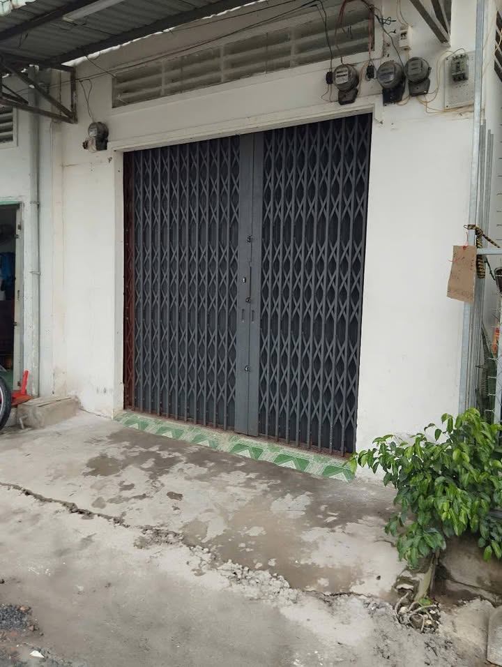 Kiot cho thuê mặt tiền đường Nguyễn Văn Linh, Cần Thơ - Chỉ 2.5 triệu/tháng!