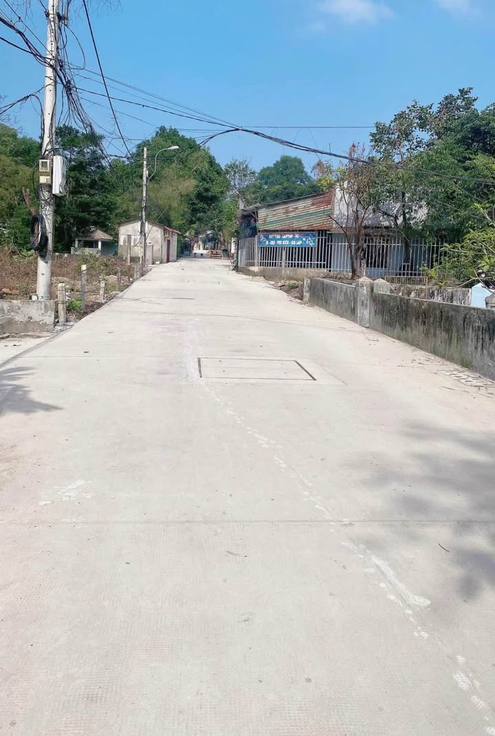 Dãy trọ Kiệt 42 Hoàng Thị Loan 102,7m² giá 2 tỷ - Cơ hội đầu tư hấp dẫn!