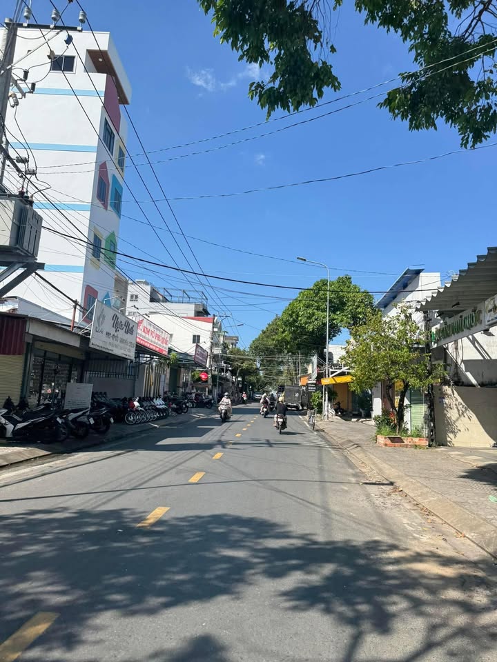 Đất nền Phú Quốc 120m² - Sổ hồng, gần trung tâm Dương Đông - Chỉ 1 tỷ