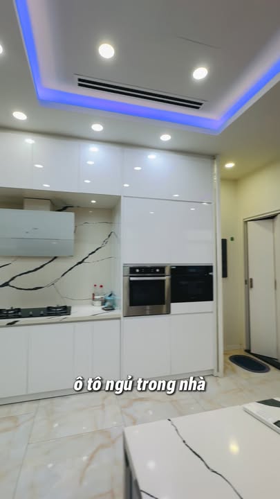 Nhà phố góc Verosa Park Khang Điền 149m² giá 22 tỷ - Full nội thất, cho thuê 38 triệu/tháng!