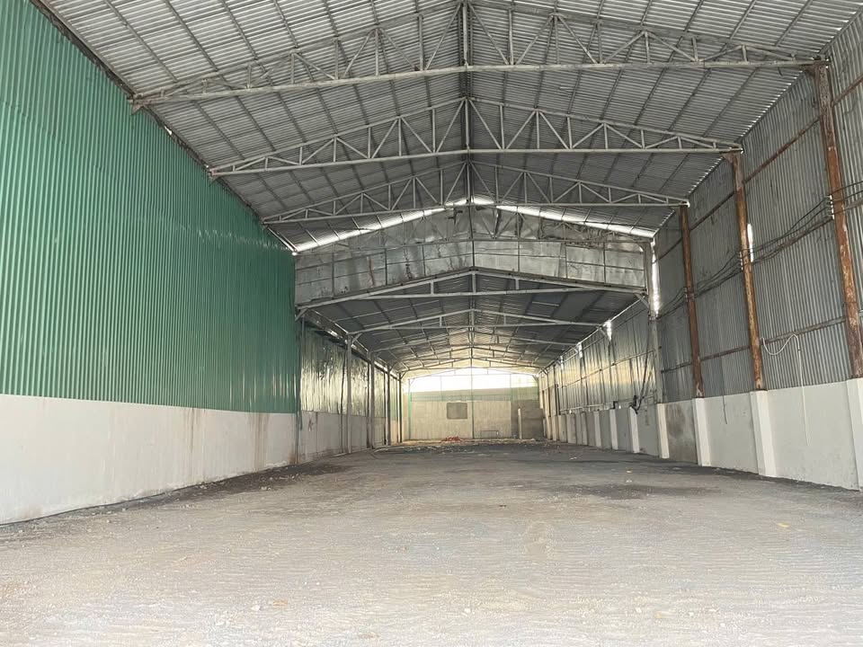 Kho xưởng cho thuê tại Hưng Long, Bình Chánh 700m² - Giá chỉ 40 triệu/tháng!