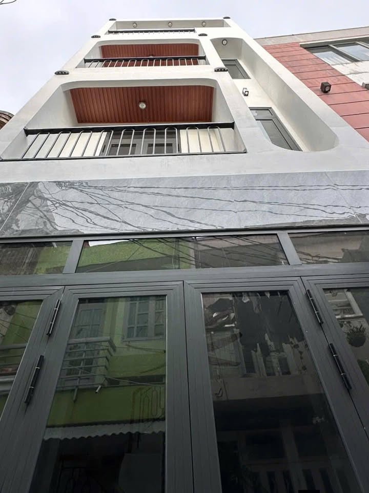 Nhà phố Gò Vấp 40m² giá 5.79 tỷ - Khu dân cư an ninh, tiện ích đầy đủ!