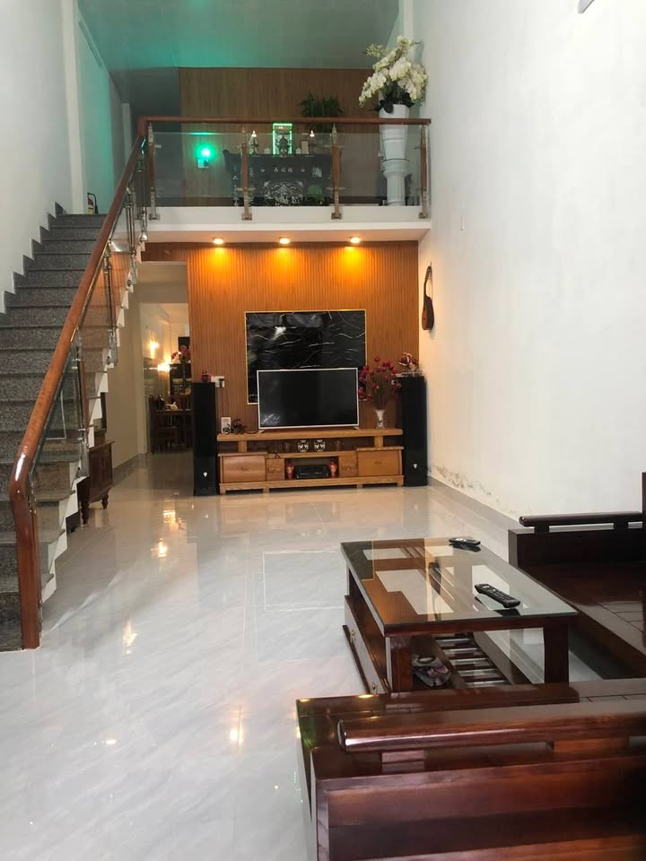 Nhà đẹp đường Nguyễn Xuân Hữu, Cẩm Lệ, Đà Nẵng 72m² giá 4.45 tỷ - Thương lượng chính chủ!