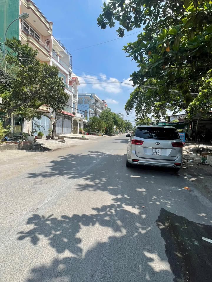 Kho cho thuê tại Quận 8, 108m² giá 13 triệu - Thích hợp làm kho xưởng!