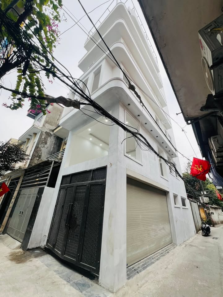 Nhà Phúc Lợi 48m² giá 13 tỷ - Lô góc siêu đẹp, hoàn thiện Tết!