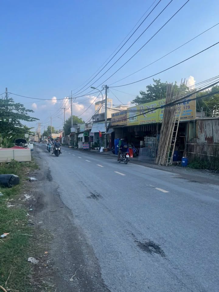 Đất sổ đỏ chính chủ Vĩnh Lộc A 100m² giá 2.1 tỷ - Vị trí đẹp kinh doanh!