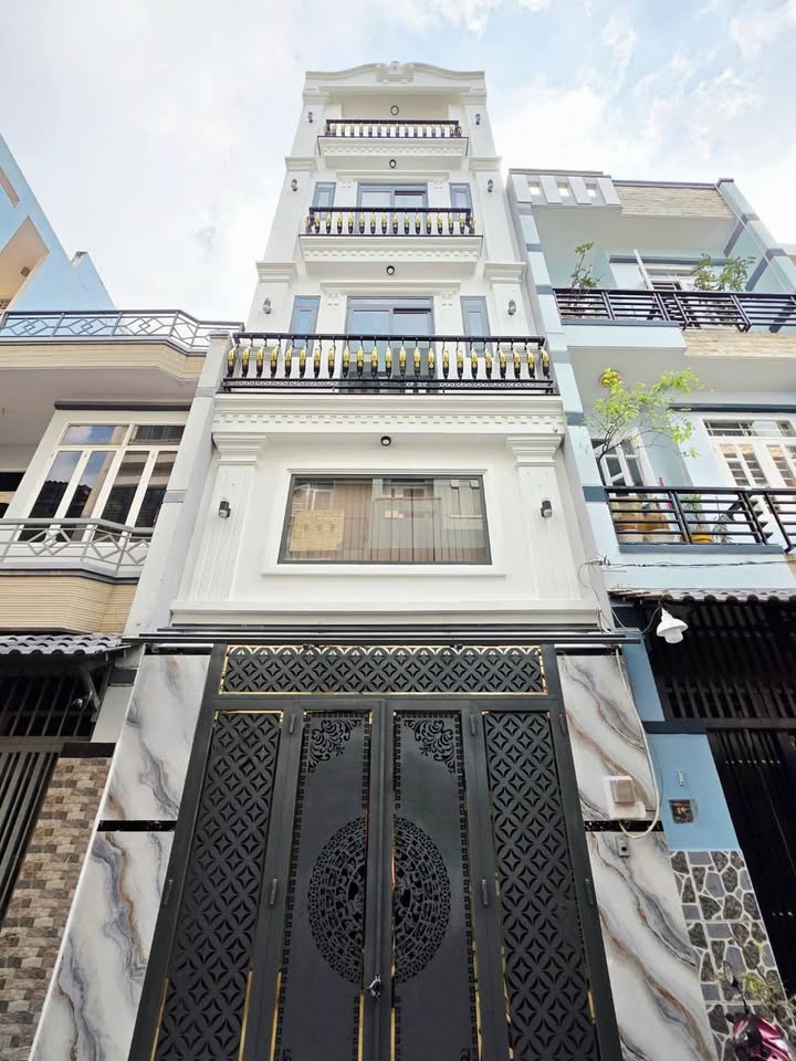 Nhà phố Bình Tân 50m² giá 6.8 tỷ - Hẻm xe hơi thông thoáng, ở ngay!