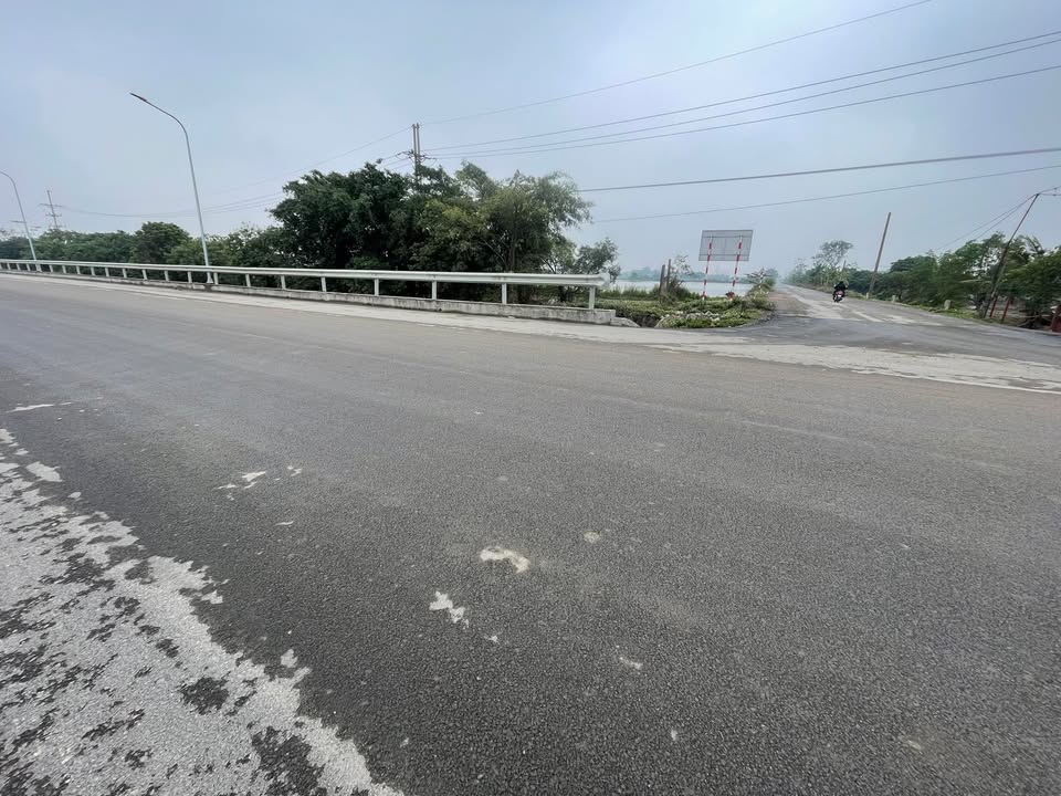 Đất nền Trầm Lộng, 71m² giá 1 tỷ - Vị trí ô tô đỗ thuận tiện!