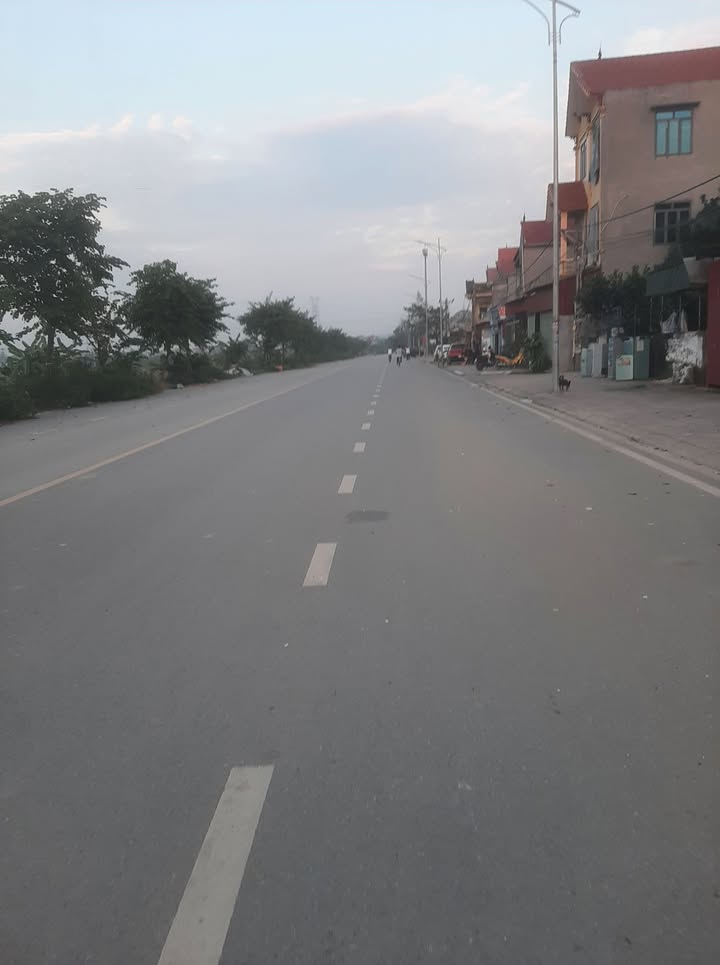 Đất nền Âu Cơ, Quận Tây Hồ, 107m² giá 4.28 tỷ - Tiềm năng sinh lời cao!