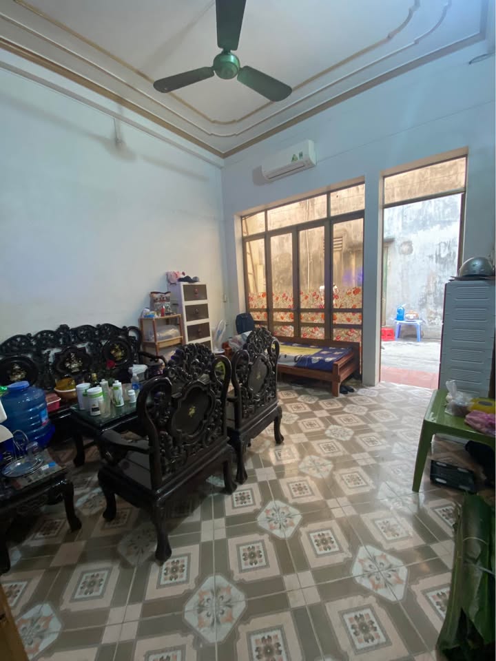 Nhà 2 tầng tại Phường Yên Ninh, Yên Bái 80m² giá 1.3 tỷ - Chính chủ bán gấp!