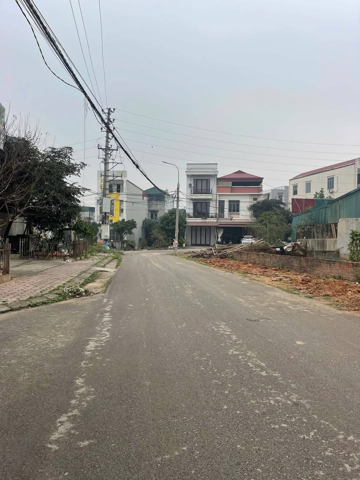 Đất nền Phường Minh Phương 90m² giá 2.686 tỷ - Mặt tiền 5m gần sân bóng