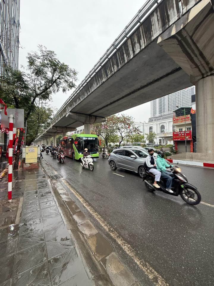 Nhà mặt phố Xuân Thủy, Cầu Giấy, 72m² giá 25 tỷ - Kinh doanh đỉnh cao!