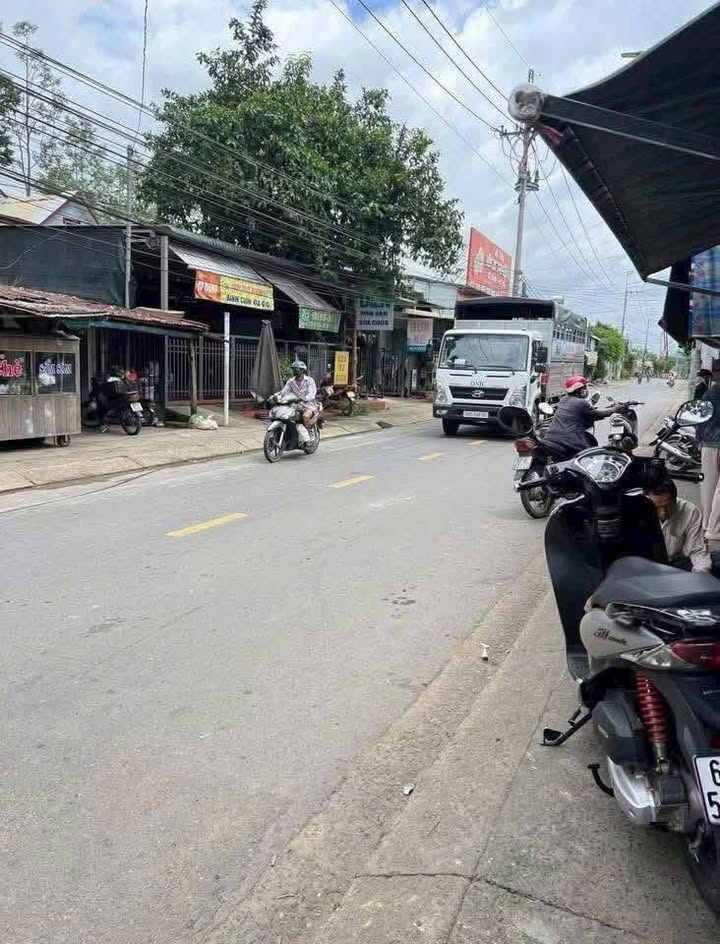 Đất nền kinh doanh Chợ Ngọc Lâm 572m² giá 4.3 tỷ - Cơ hội đầu tư tuyệt vời!