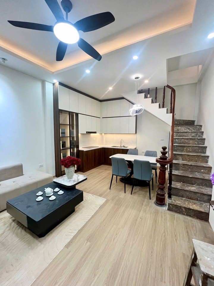 Nhà phố Ngọc Khánh, Ba Đình 35m² giá 9 tỷ - Sẵn sàng vào ở ngay!