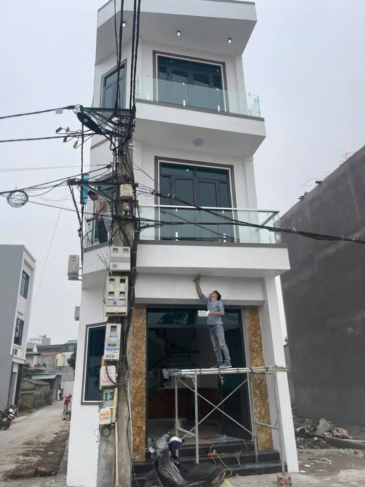 Nhà góc 3 tầng mặt phố Kênh Tre, Hải Dương 49.6m² giá 3 tỷ - Đường ô tô thuận tiện!