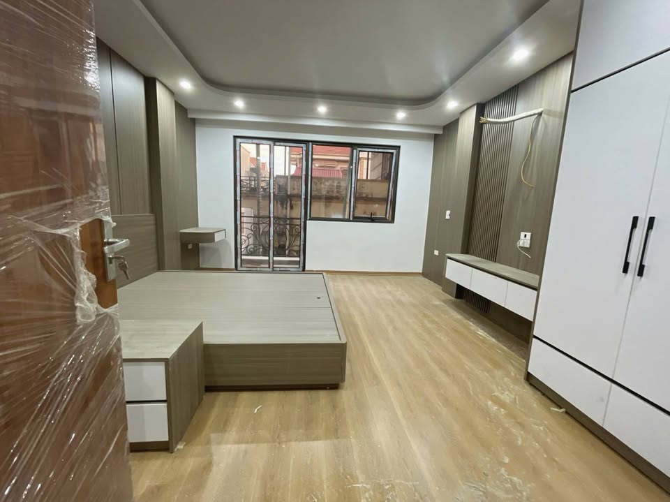 Nhà 7 tầng An Dương Vương Tây Hồ 40m² giá 13 tỷ - Ô tô vào tận nhà!