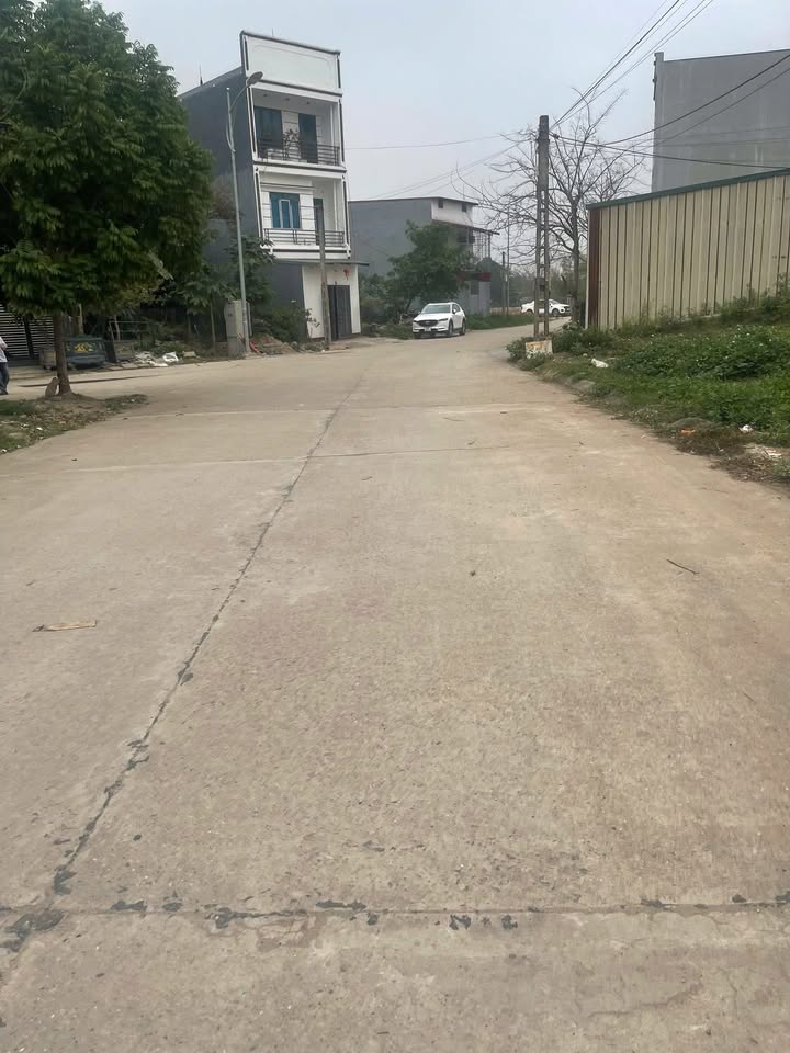 Đất nền TDP Lai Sơn Vĩnh Yên 108,6m² giá 2,6 tỷ - Sổ đỏ chính chủ!