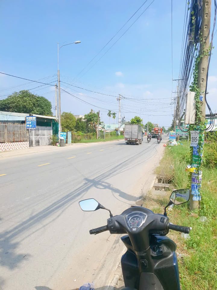 Đất Mặt Tiền Kinh Doanh Tỉnh Lộ 825 Đức Hòa 371m² giá 5.5 tỷ - Đầu Tư Sinh Lời!