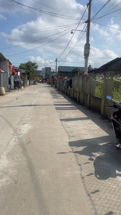 Nhà cấp 4 mặt tiền Hoàng Hoa Thám, Đà Nẵng 150m² - Vị trí đắc địa, giá chỉ 1.5 tỷ!