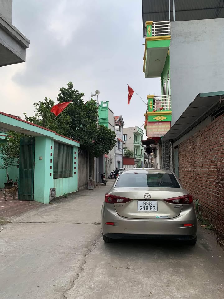 Nhà C4 Yên Viên 73m² giá 5 tỷ - Lô góc, ngõ ô tô, kinh doanh thuận lợi!