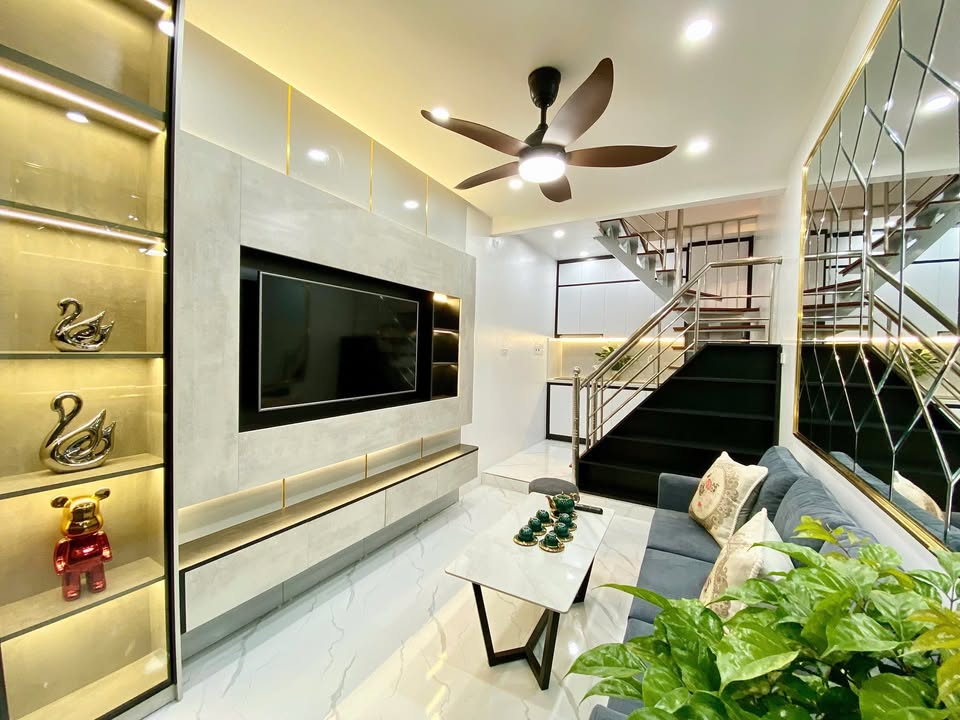 Nhà riêng Văn Chương, Đống Đa 80m² giá 5.6 tỷ - Thiết kế hiện đại, đầy đủ công năng